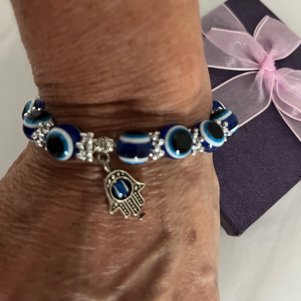 Evil Eye Bracelet - Picture 5 of 6